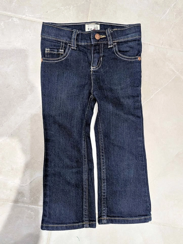 NWT The Children’s Place Dark Wash Jeans • Size 2T