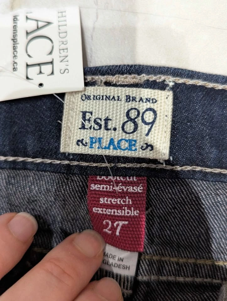 NWT The Children’s Place Dark Wash Jeans • Size 2T - photo 2