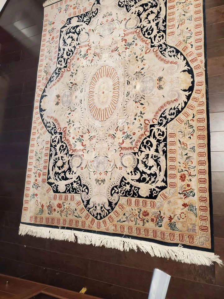 Classic Persian Handmade Wool Rug - photo 2