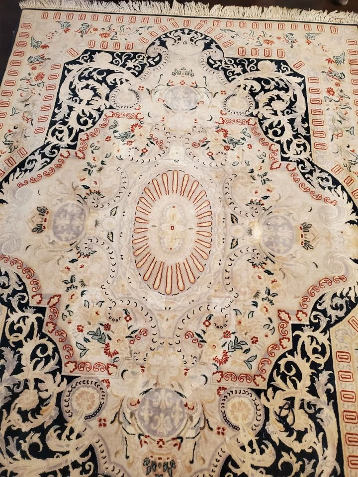 Classic Persian Handmade Wool Rug - photo 3