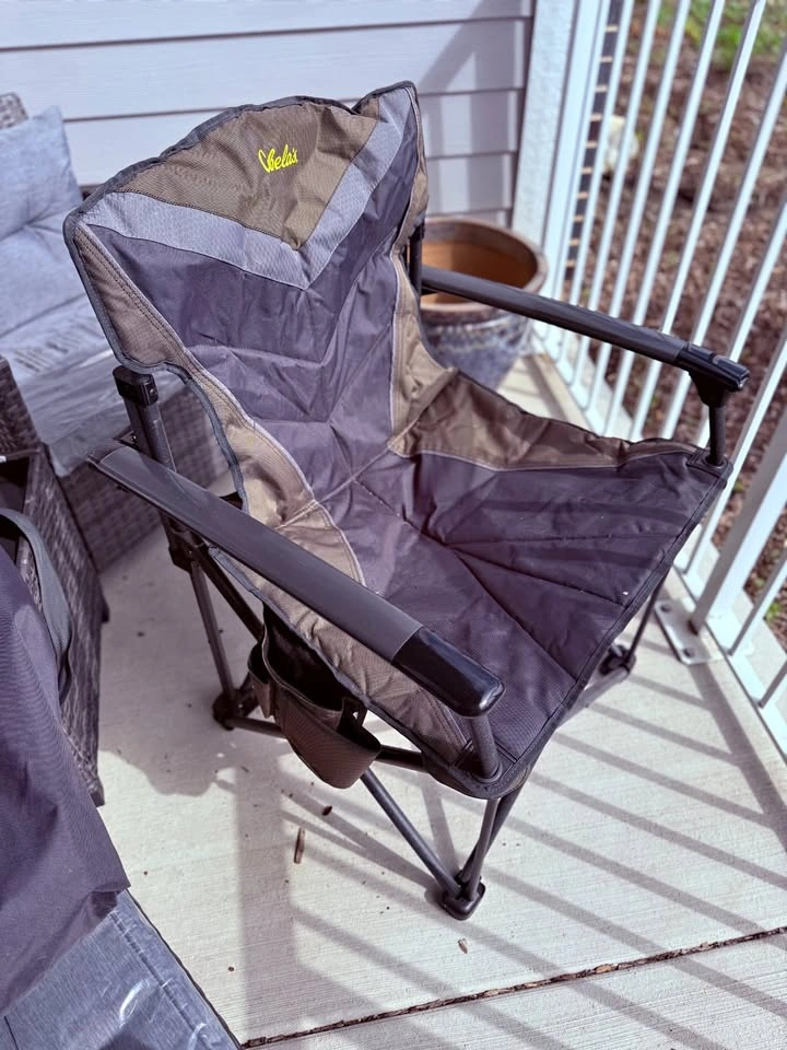 Cabela's Big Outdoorsman XL Chair (2)