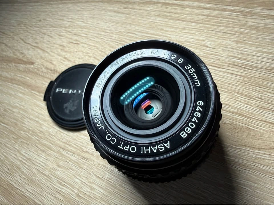 Pentax-M 35mm f2.8 Lens - photo 2
