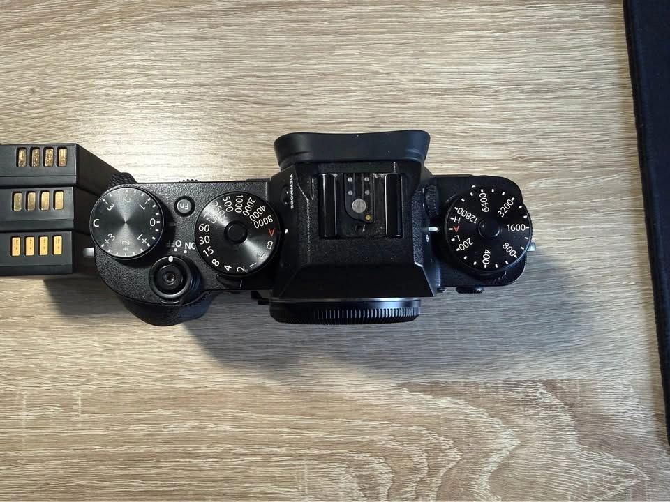 Fujifilm X-T2 Mirrorless Camera - photo 2