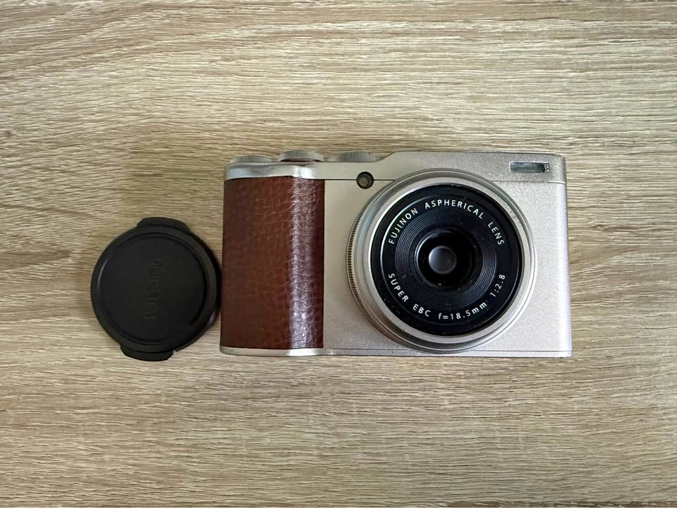 FujiFilm XF10 Camera