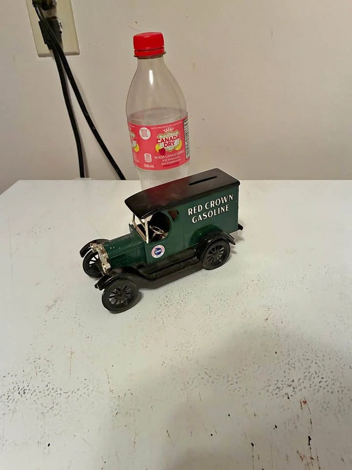 Toy Coin Banks - All Have Keys