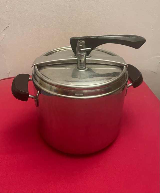 Lagostina Thermoplan Pressure Cooker