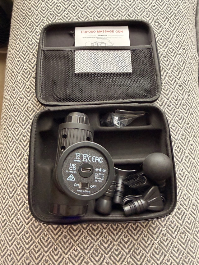Massage gun with 8 heads & 30 speeds - like new - photo 5