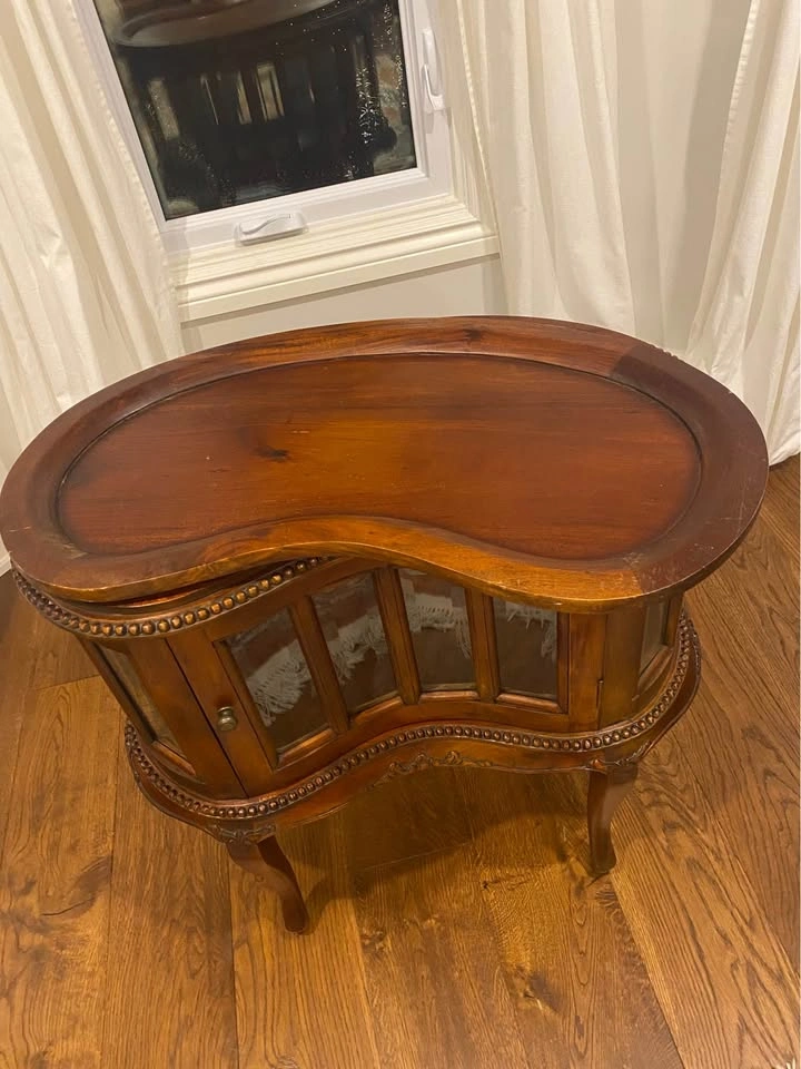 Curio Side Table - photo 2