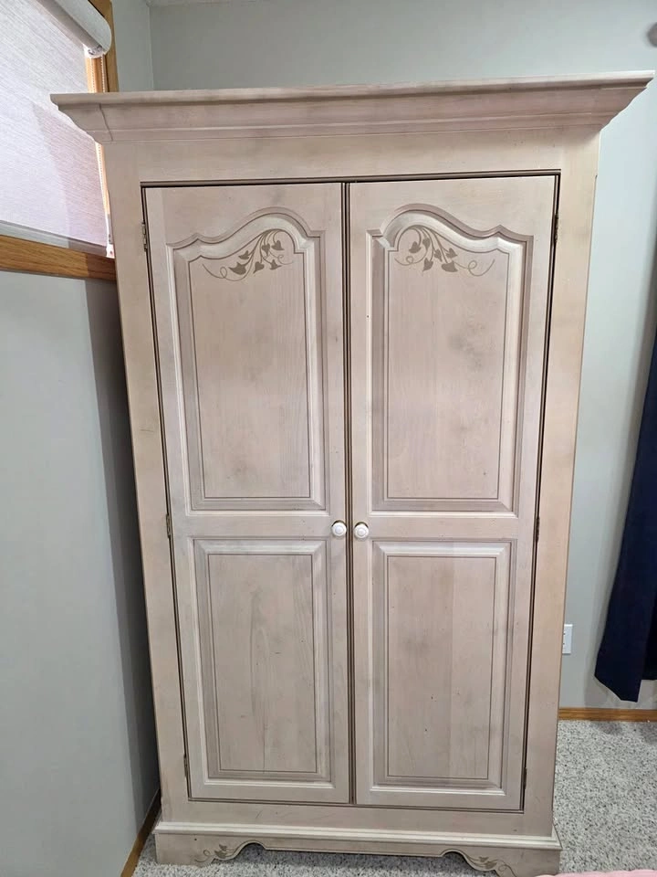 French Provincial Solid Wood Armoire / Wardrobe — Whitewash Fini