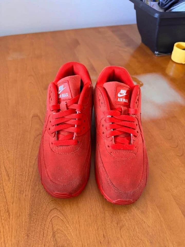 Nike Air Max 90s in Triple Red (If ad is up it’s available) - photo 3