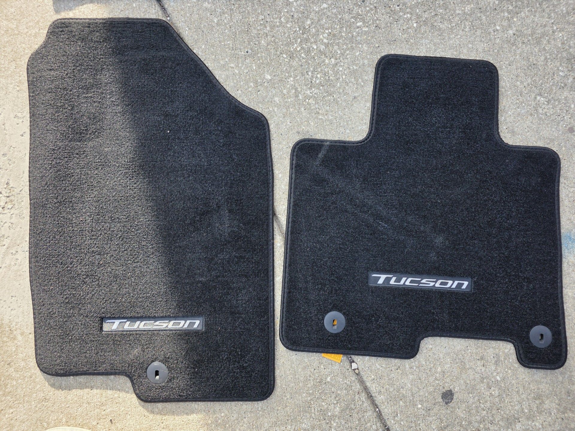 Hyundai Tucson Rug Bundle and accessories