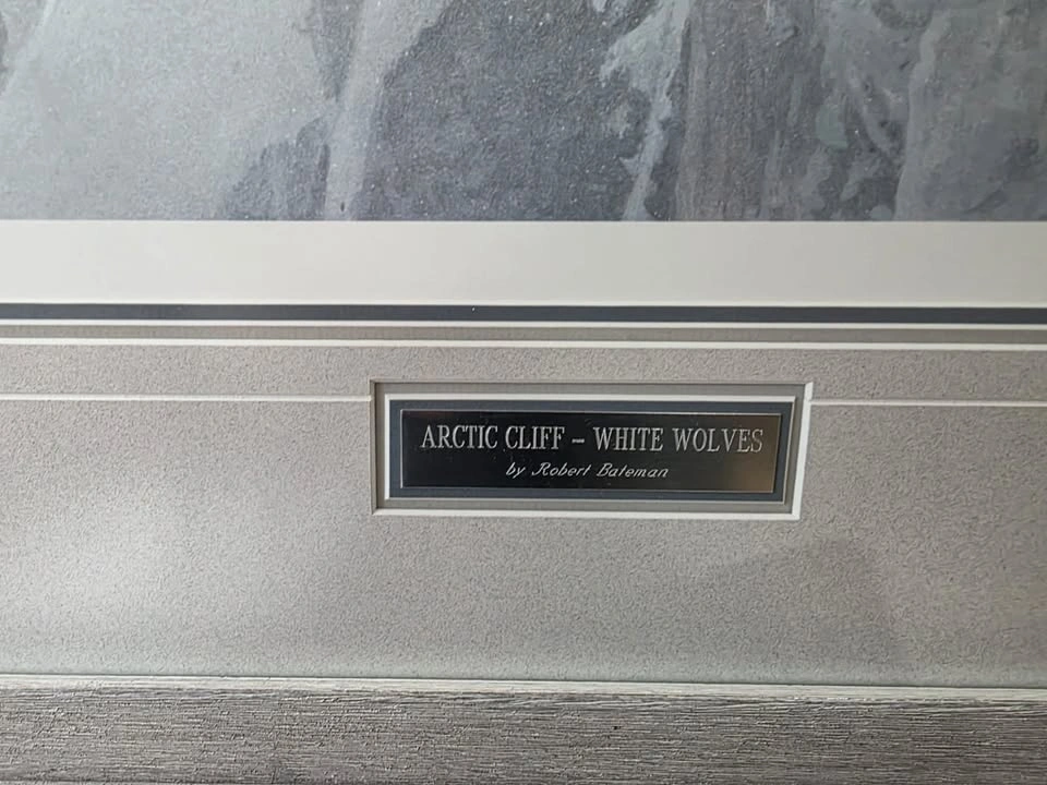 Robert Bateman "Arctic Cliff – White Wolves" Signed Print - photo 2