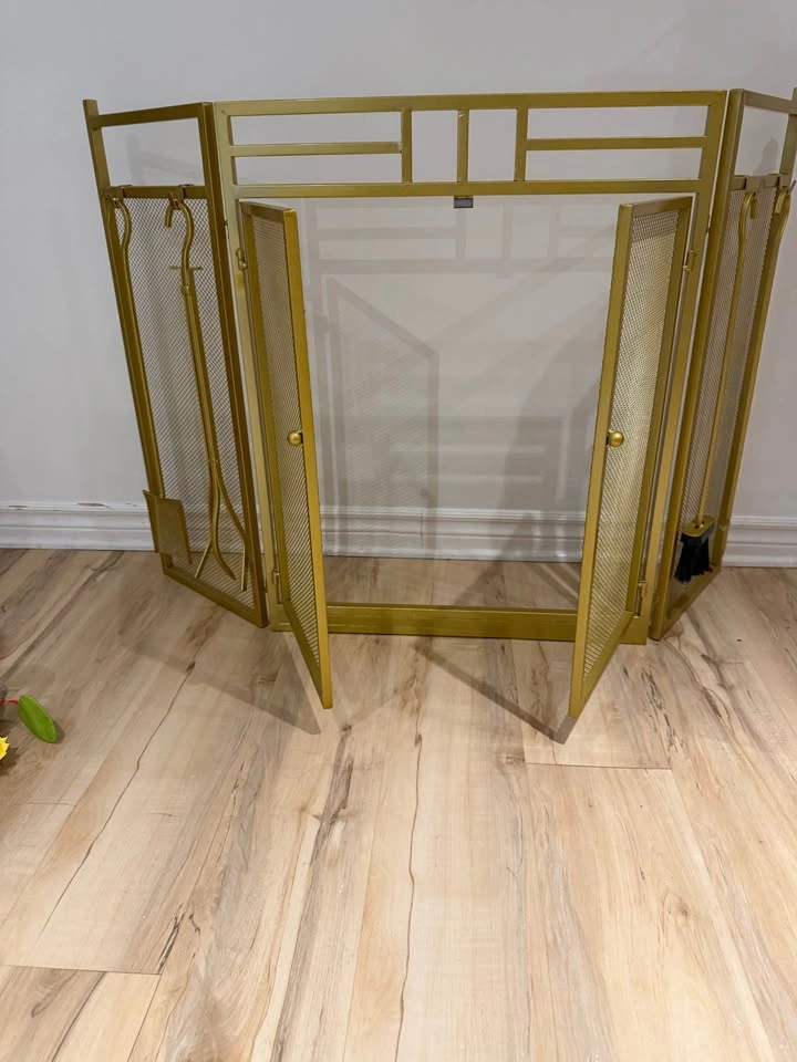 🔥 Gold Fireplace Screen Set – Elegant & Functional 🔥 - photo 3