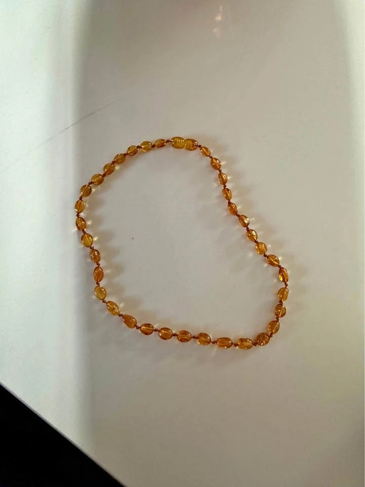 Baby Baltic Amber Teething Necklace – Like New