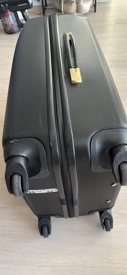 Nine West suitcase - photo 4