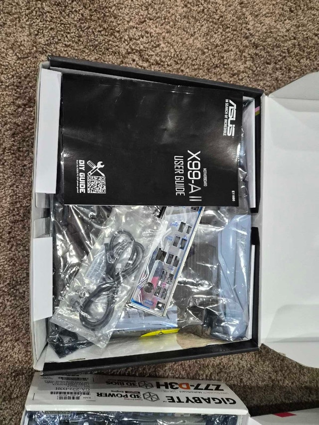 2 Broken Motherboards - photo 4