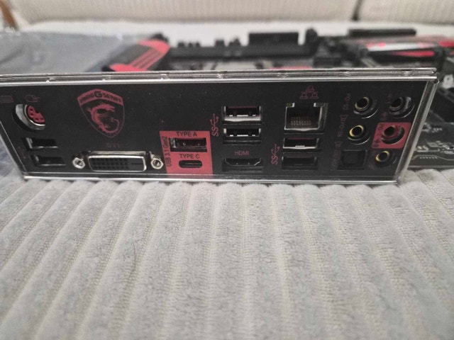 LGA 1151 Intel 6th/7th Gen Gaming Motherboard - photo 2