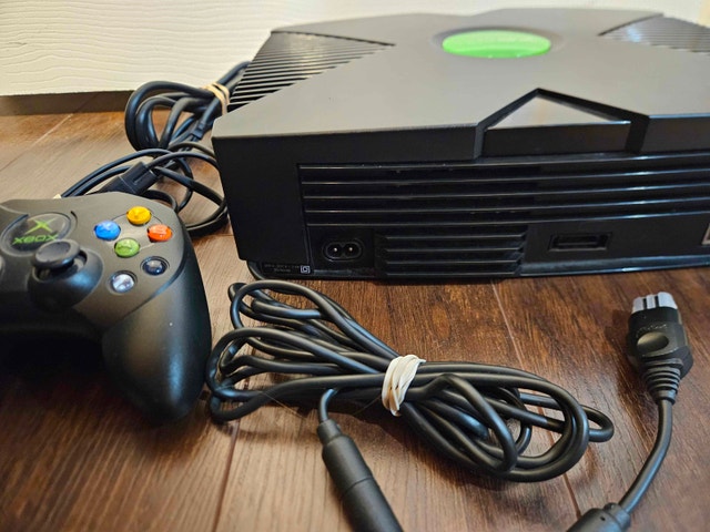 Original XBOX Console | Fully Refurbished | Game Included