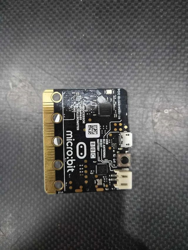 BBC Micro:Bit Microcontroller - photo 3