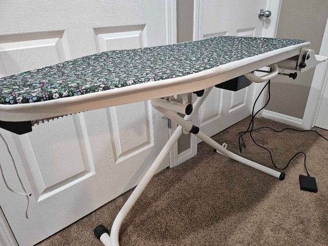 Pfaff CL 404 Heated Ironing Board - OBO - photo 4