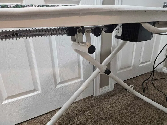 Pfaff CL 404 Heated Ironing Board - OBO - photo 5