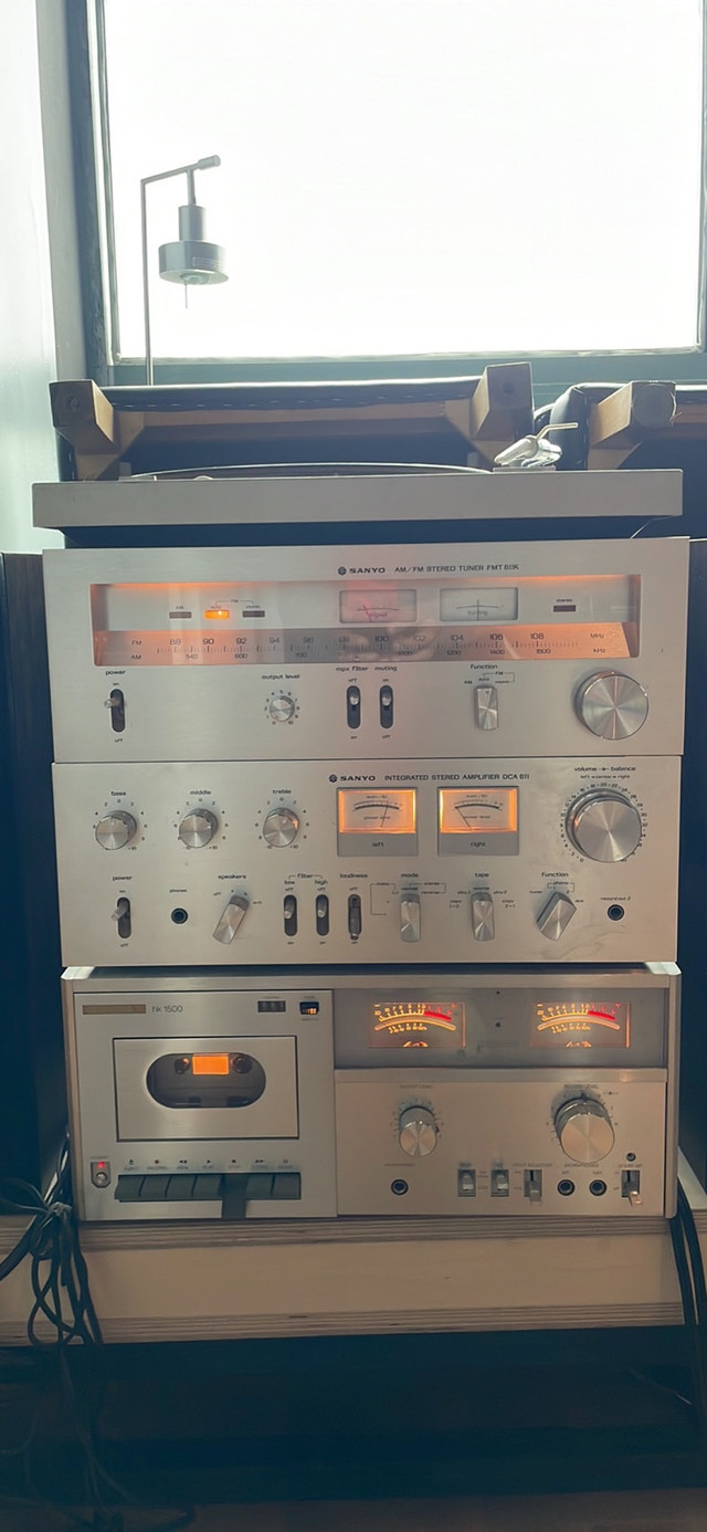 Vintage 1970s Sanyo Stereo Set - photo 3