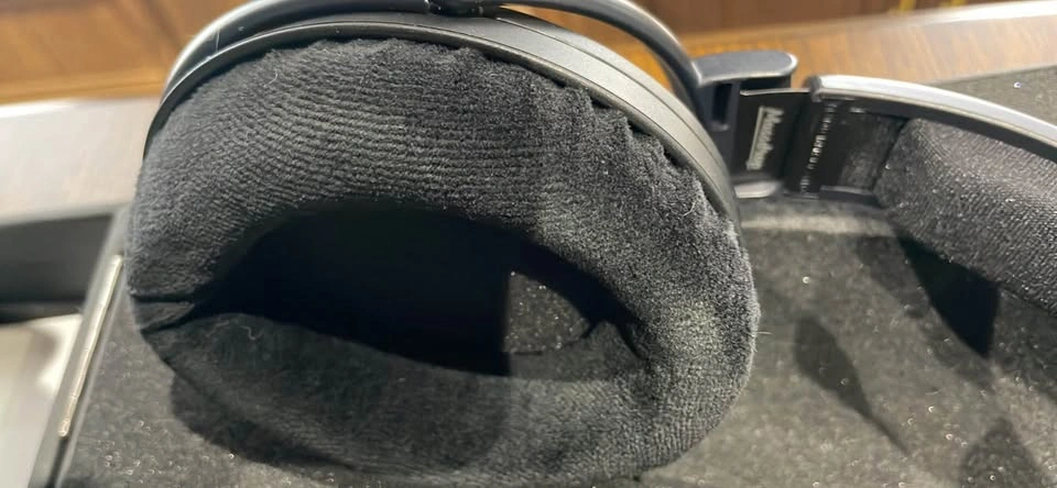 Sennheiser HD6XX Open Box Never Used - photo 4