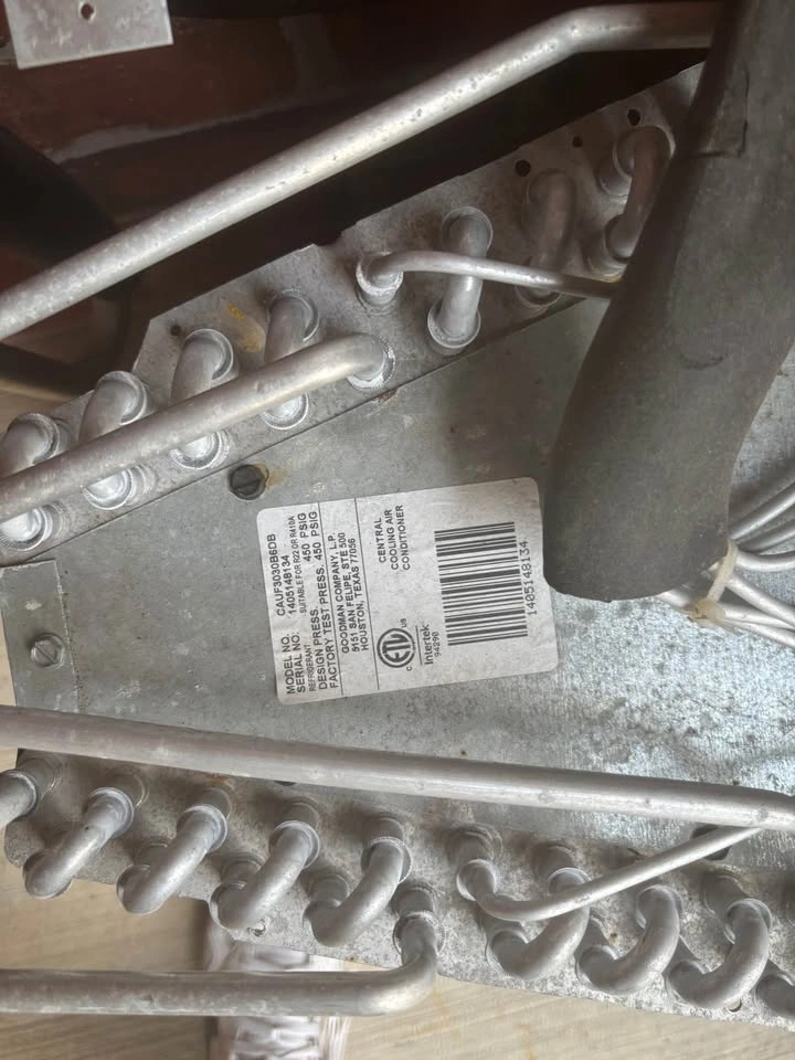 FREE AC UNIT PICK UP ONLY - photo 2