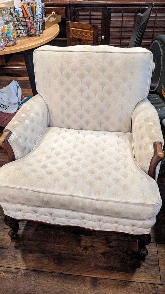 Single Seater Armchair - photo 2