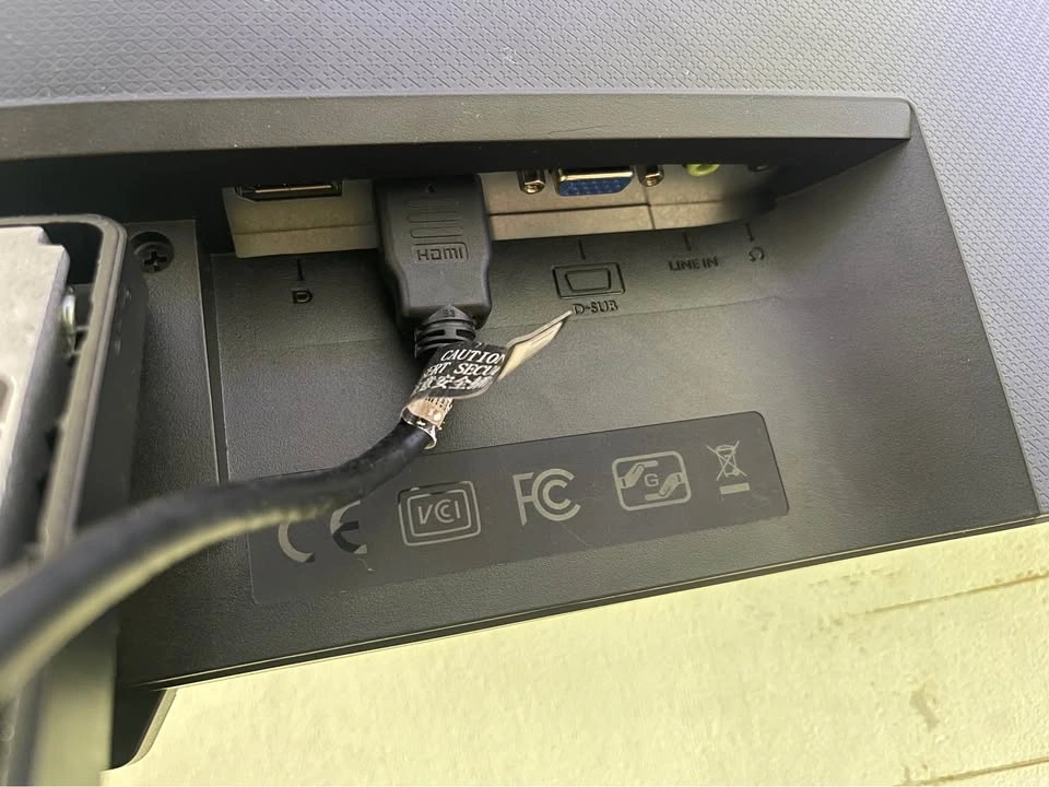 Benq 27 inch IPS monitor - photo 4