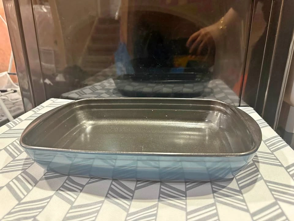 EASY Glass Dish coated small 2 L