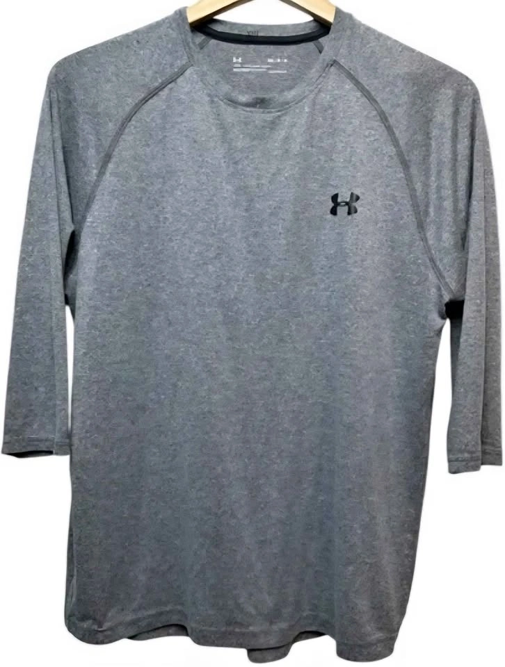 Under Armour Men's Longsleeve Gray HEATGEAR - Medium