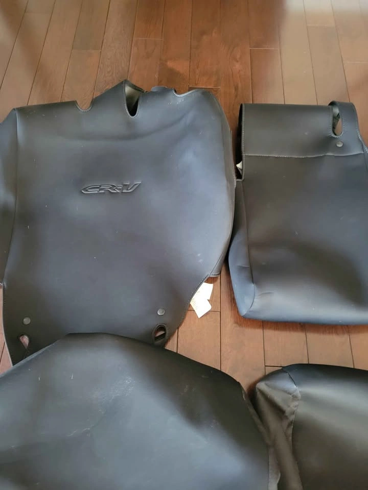 Honda CR-V OEM Black Seat Covers - photo 2