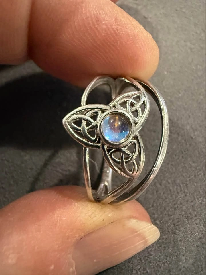 925 Sterling Silver Celtic Knot Ring with Rainbow Stone - photo 2