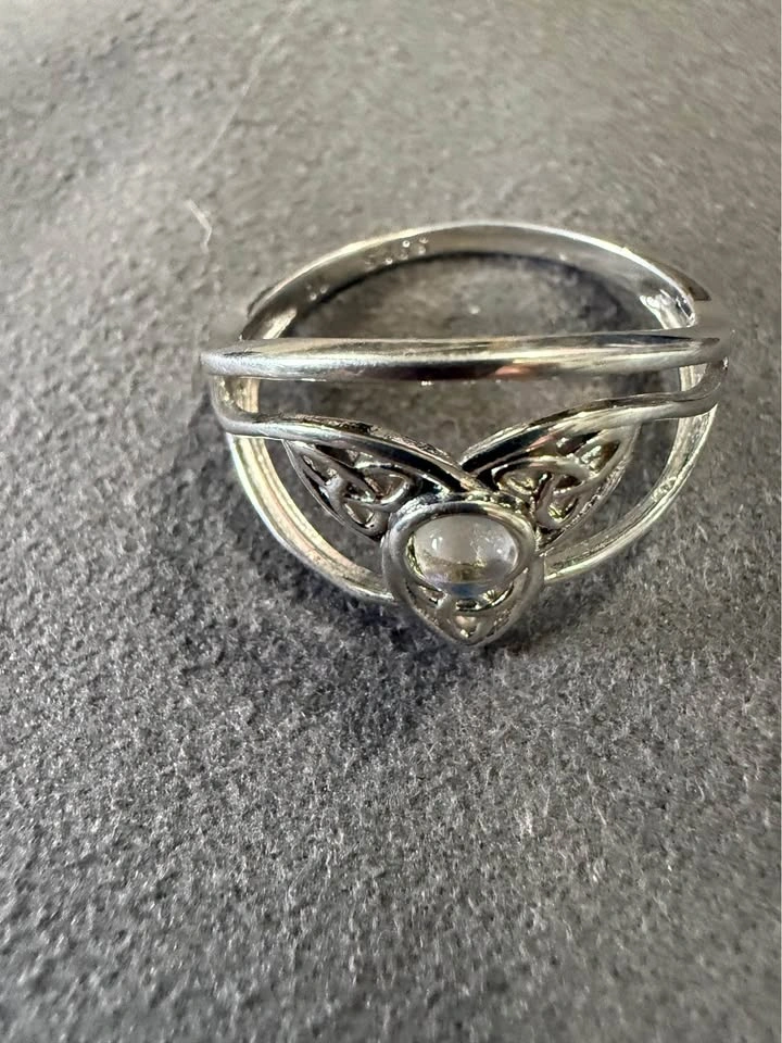 925 Sterling Silver Celtic Knot Ring with Rainbow Stone - photo 3