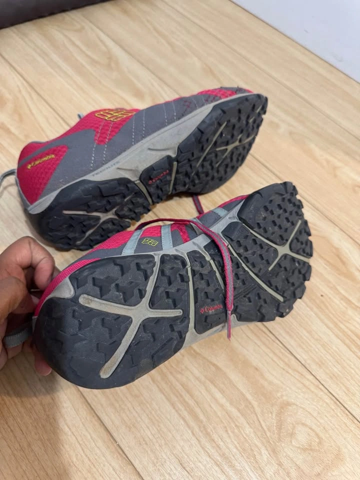 Women’s Shoes - Size 8.5 - photo 4