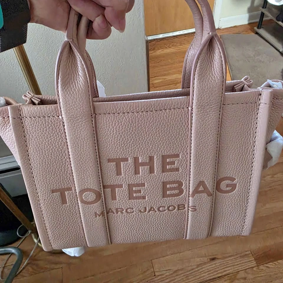 Marc Jacobs The Tote Bag Blush Small
