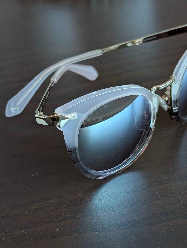 Cat Eye Mirrored Sunglasses - photo 3