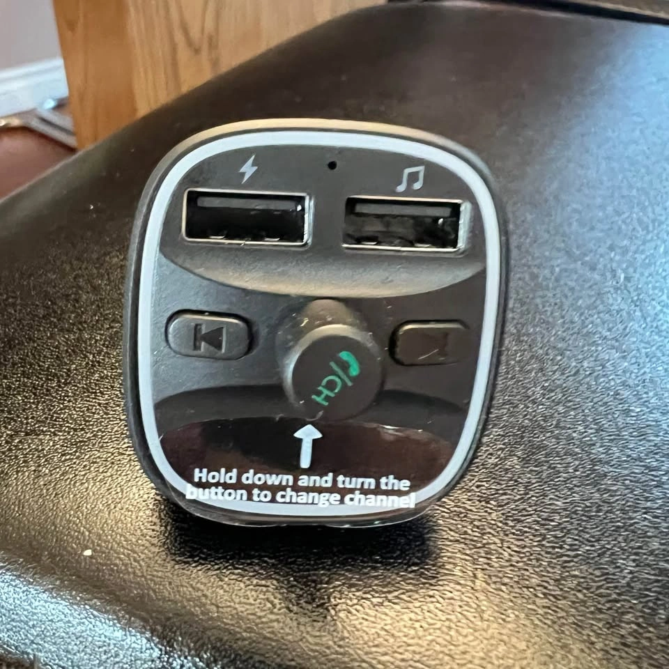 LENCENT T25 Bluetooth FM Transmitter for Car - photo 3