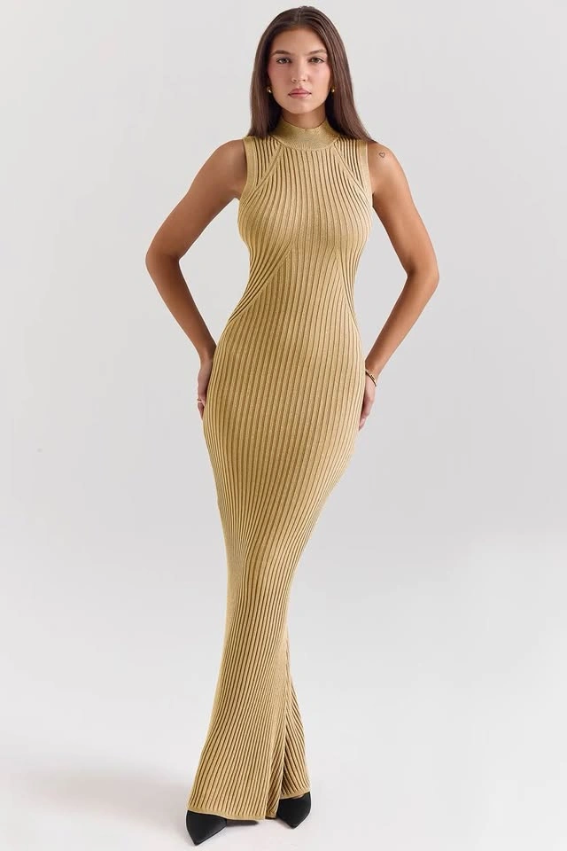 BNWT House of CB Emmie Gold Metallic Maxi Dress - photo 3
