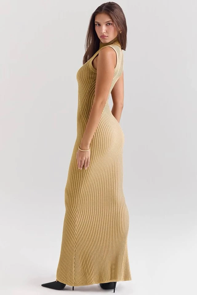 BNWT House of CB Emmie Gold Metallic Maxi Dress - photo 5