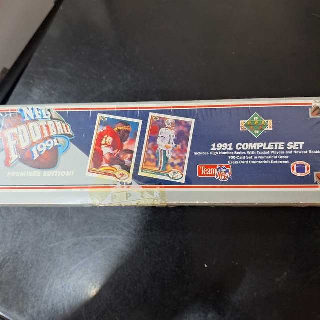 NFL 1991 Sealed Boxes - Upper Deck Premier & Fleer Ultra - photo 3