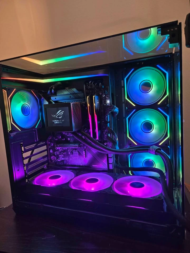 Brand New High-End Gaming PC - RTX 4070 Ti, Ryzen 7 7800X3D, 32G - photo 2