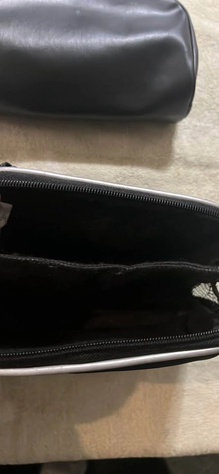 Two small zippered bags - photo 2