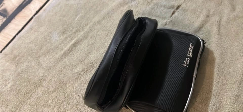 Two small zippered bags - photo 3