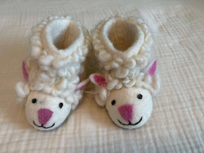 Wooly Sheep Baby Slippers Size 21 (5.5 Infant) Handmade - photo 2