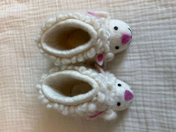Wooly Sheep Baby Slippers Size 21 (5.5 Infant) Handmade - photo 3