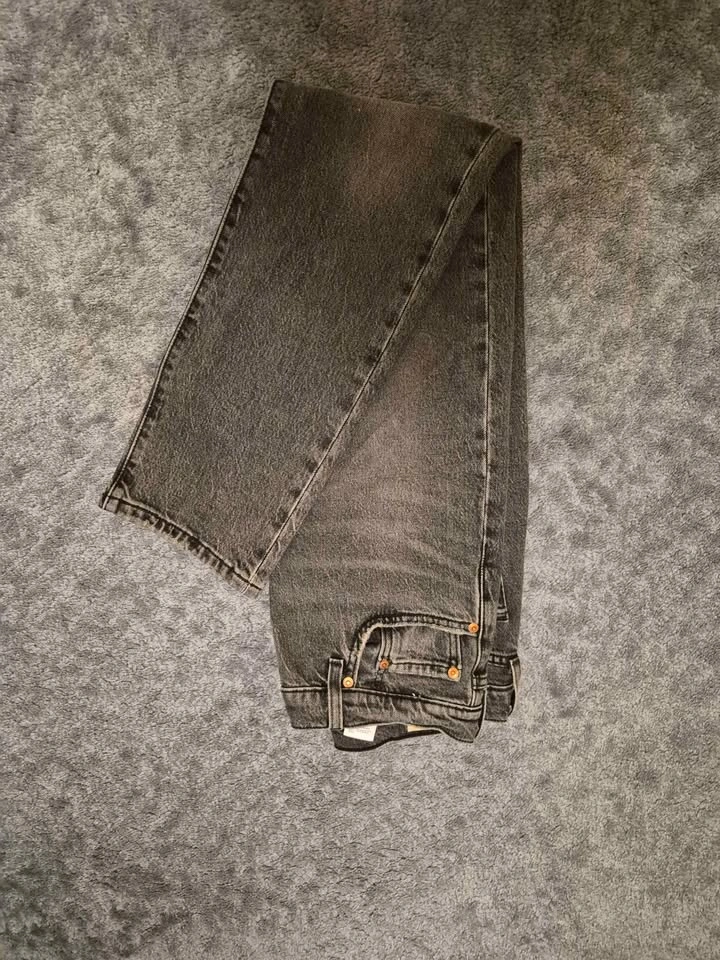 Levi's 501 Original Straight Leg Jeans, 28, New without tags - photo 3