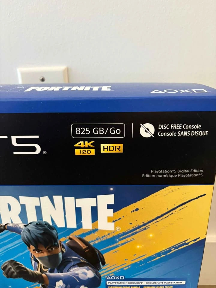 Unopened PlayStation 5 - photo 2