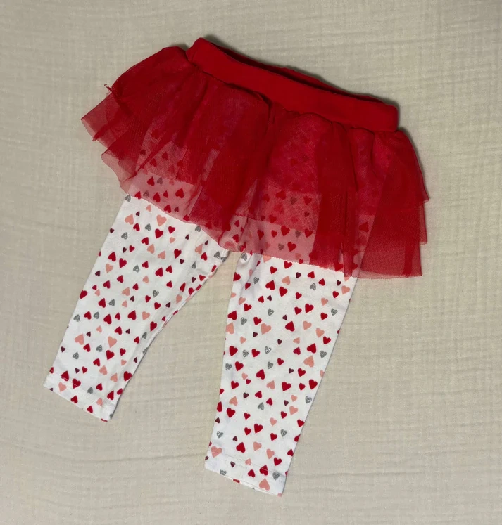Carters 9 Months Baby Girl Valentine's Outfit - photo 3